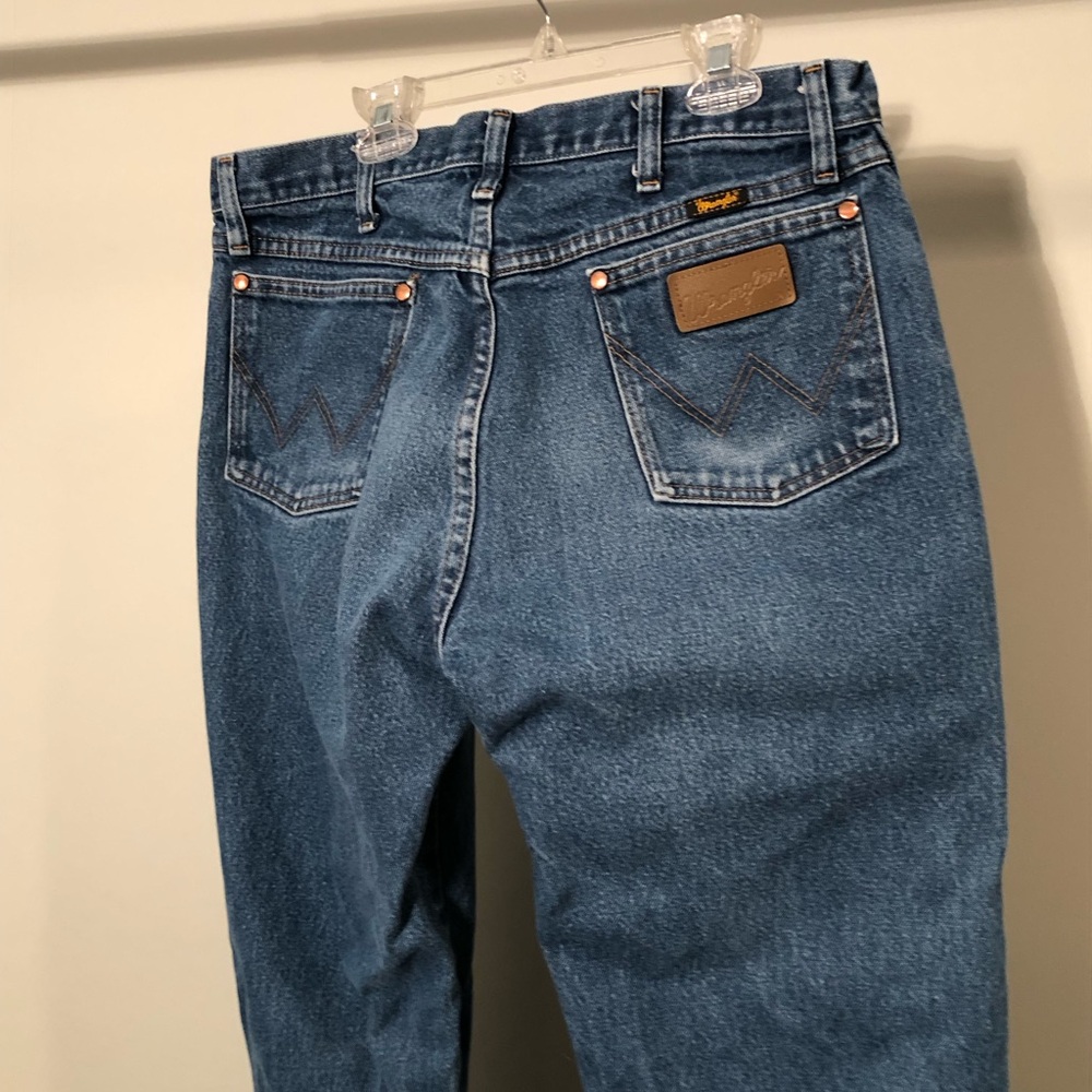 Classic Blue Denim Jeans. Wranglers - Picture 4 of 7